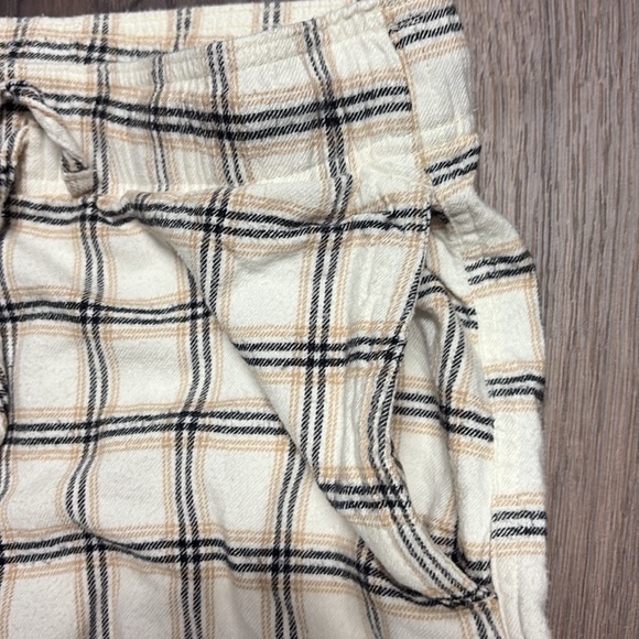 Hollister Sleep Set pajama pants and Must-Have Grey Tee -great condition!! M - Picture 6 of 9